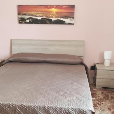 Casa Di Lillo Hotel Lecce Bagian luar foto